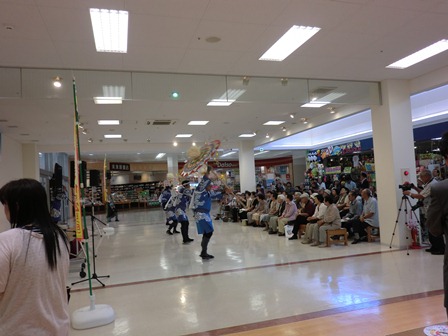 三笠の国府町傘踊り